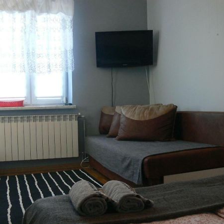 Pokoj Унеюв Экстерьер фото